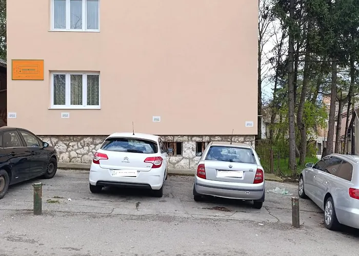 アパート Luxapart Bjelave Centar Free Parking サラエヴォ